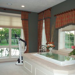 Master tub.jpg
